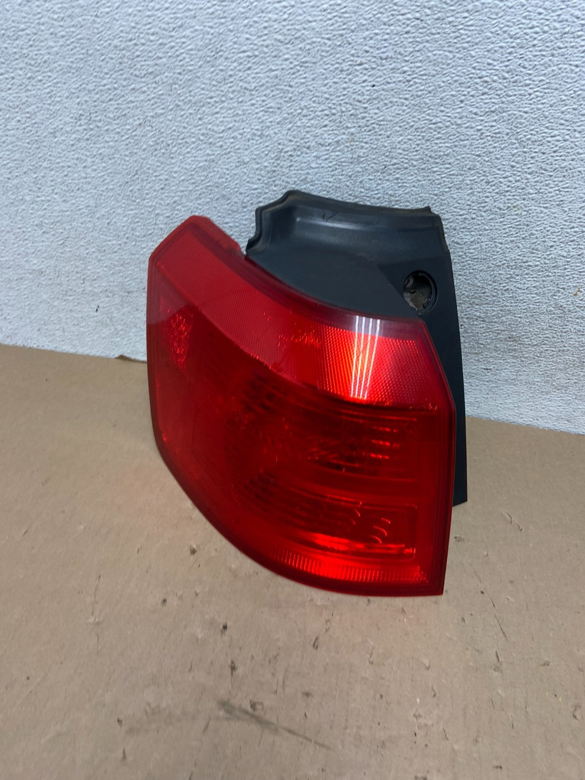 2010 to 2017 GMC Terrain Halogen Tail Light Left Driver Lh Side AG40650