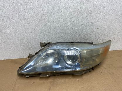2010 - 2011 Toyota Camry Left Driver LH Halogen Headlight AE9098 DW0