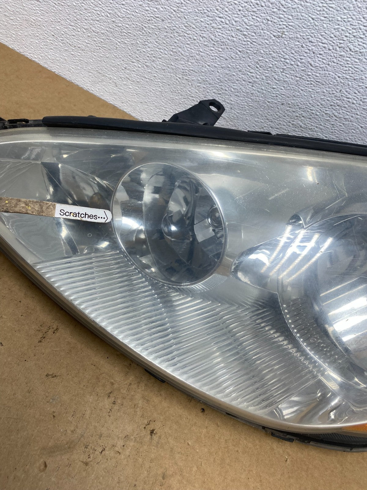 2006 to 2010 Toyota Sienna Left Driver Lh Side Headlight Halogen AC1750 DW3