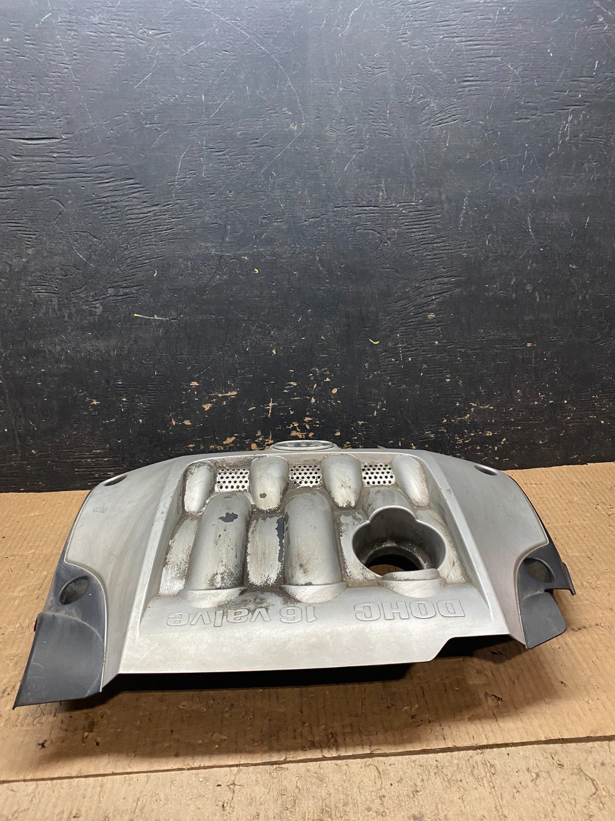 2005 to 2007 Kia Sportage 2.0L Engine Motor Cover Y6684 DG4