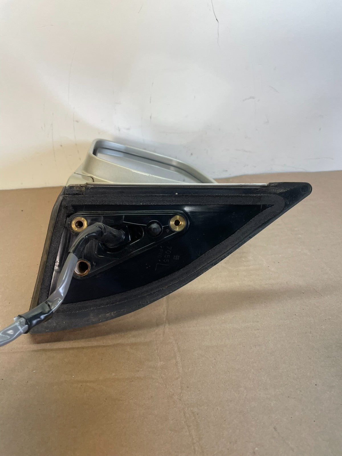 2001-2007 Toyota Highlander Left Driver LH Side View Door Mirror AG7851 DG4