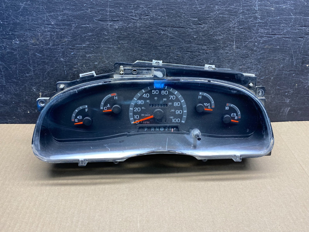2001-2002 Ford Econoline E250 E350 Van Speedometer Instrument Cluster AI4927 DG0