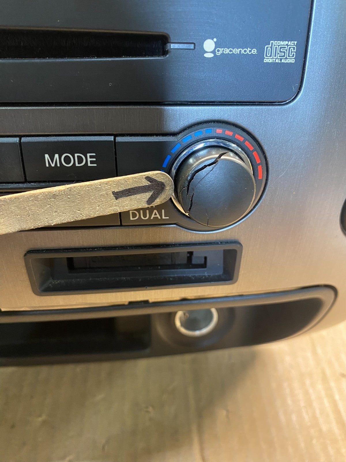 2008 to 2012 Nissan Armada Bose Radio CD Player A/C Climate Control OE AG3999 DG1