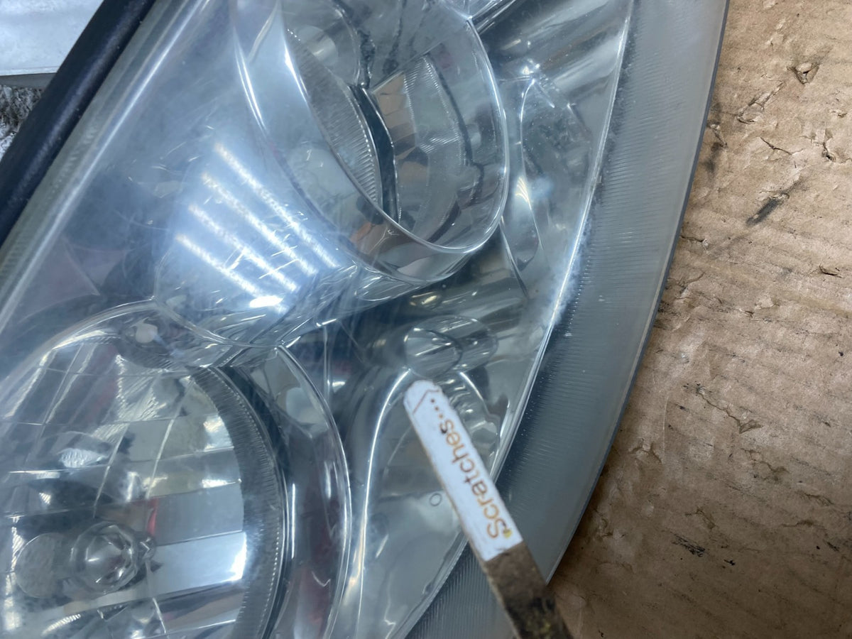 2005 to 2006 Toyota Camry Left+Right Side Set Halogen Headlights AI6631 DW3