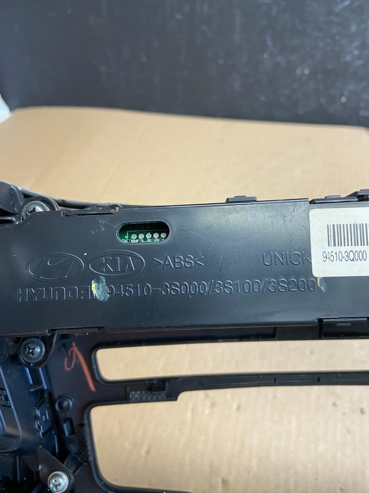 2011 - 2014 Hyundai Sonata Center Radio Climate Control Air Vent Bezel AE4414 DG5