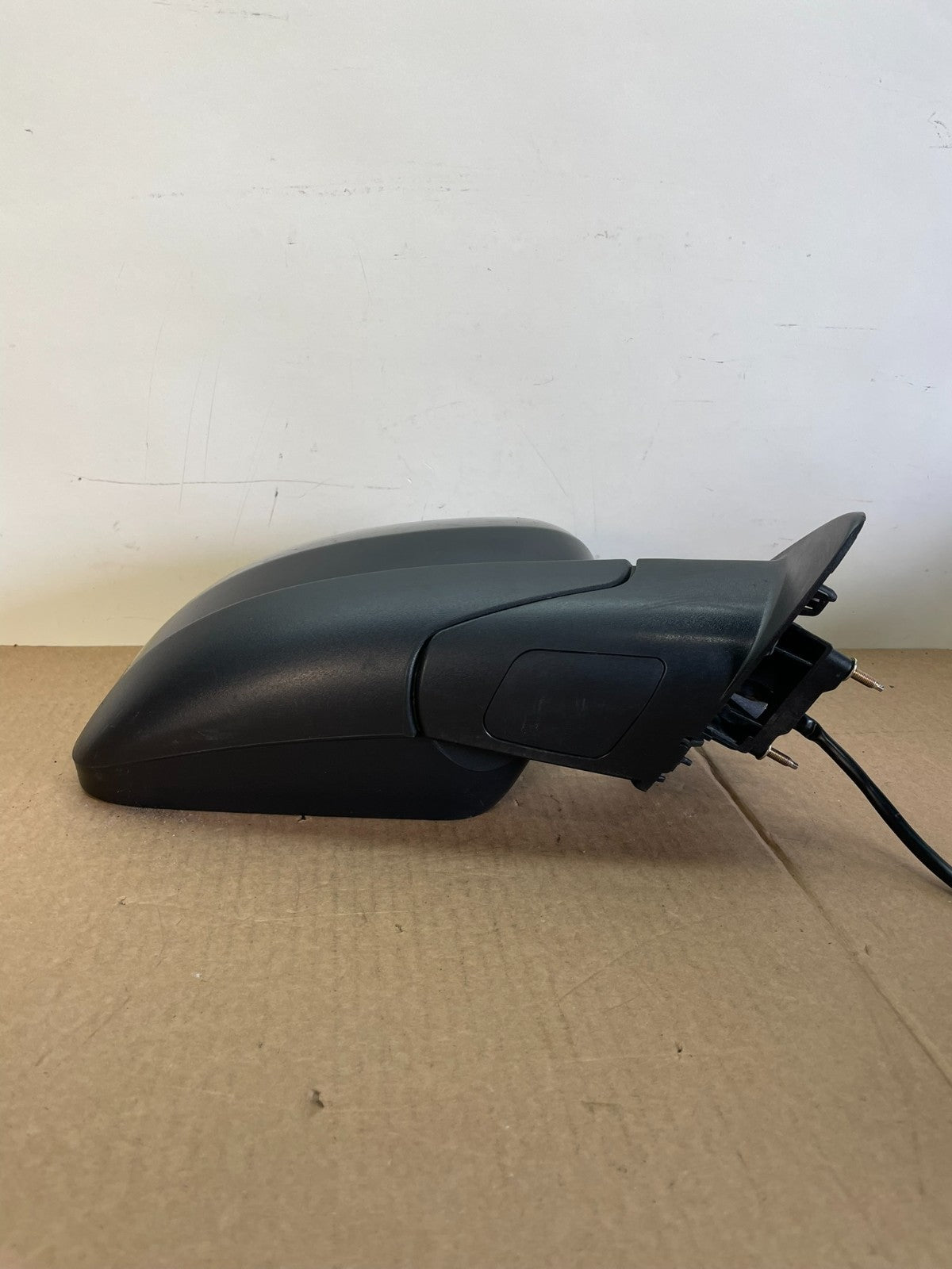2011 to 2013 Dodge Durango Right Passenger Side View Door Mirror AH6133 DG3