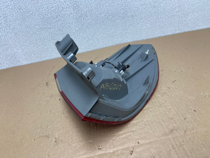 2005 2006 2007 Honda Odyssey Left Driver LH Side Tail Light Oem AB6202 LK4