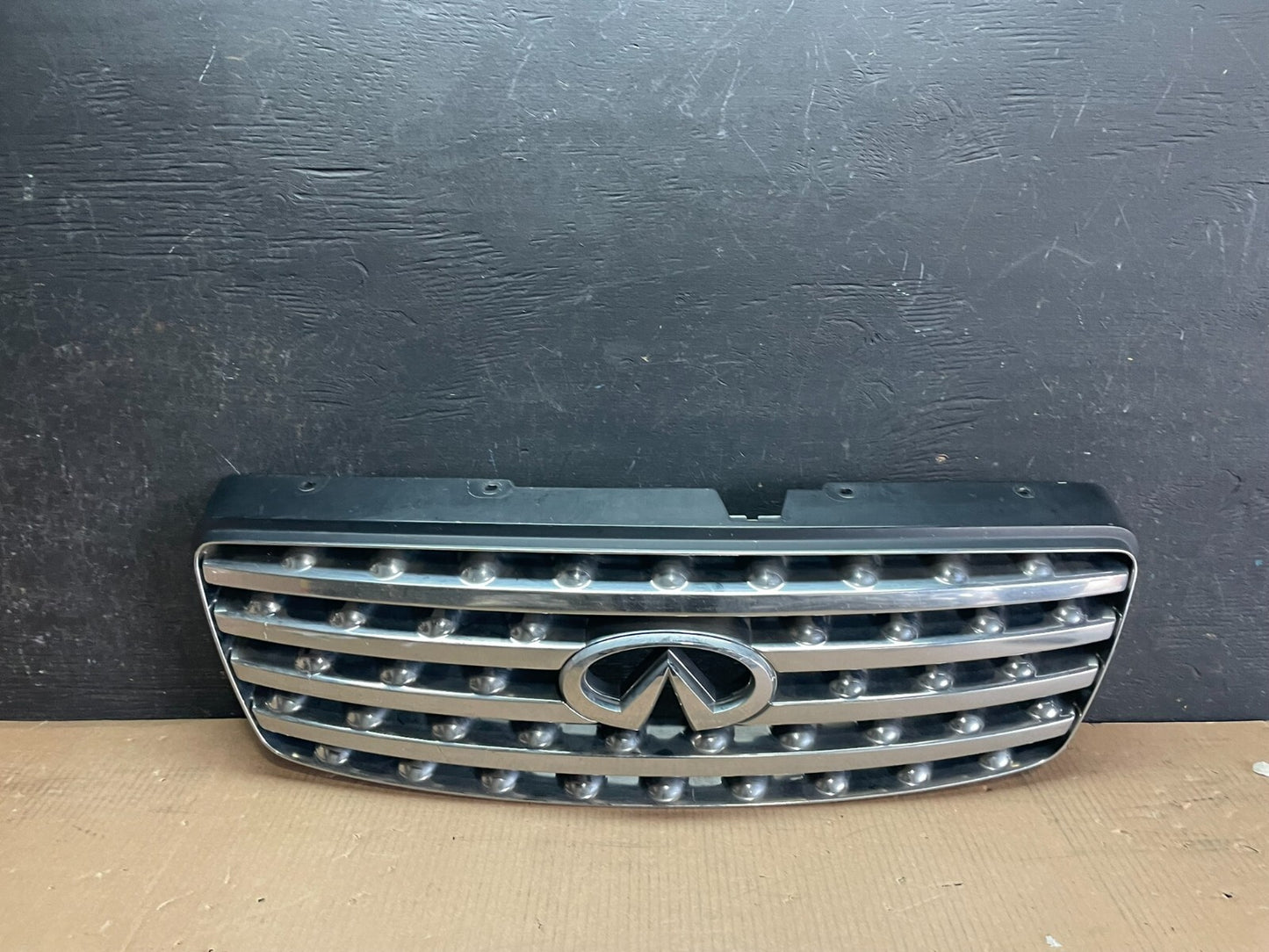 2003 2004 2005 Infiniti FX35 Grill Grille W/ Emblem Oem L9216 DG0