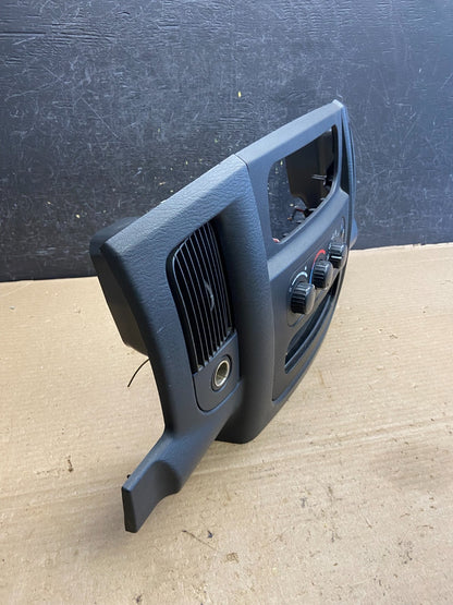 2002 to 2005 Dodge Ram Radio Climate Control Dash Air Vent Bezel Trim AH3782 DG1
