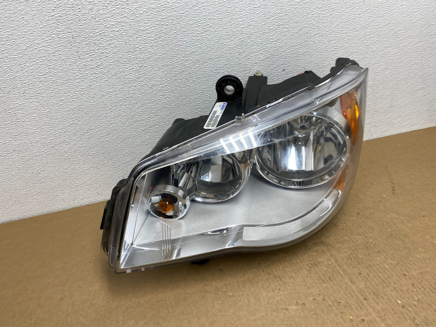 2008 to 2016 Chrysler Town and Country Left Driver Lh Side Headlight AC1213 DW2