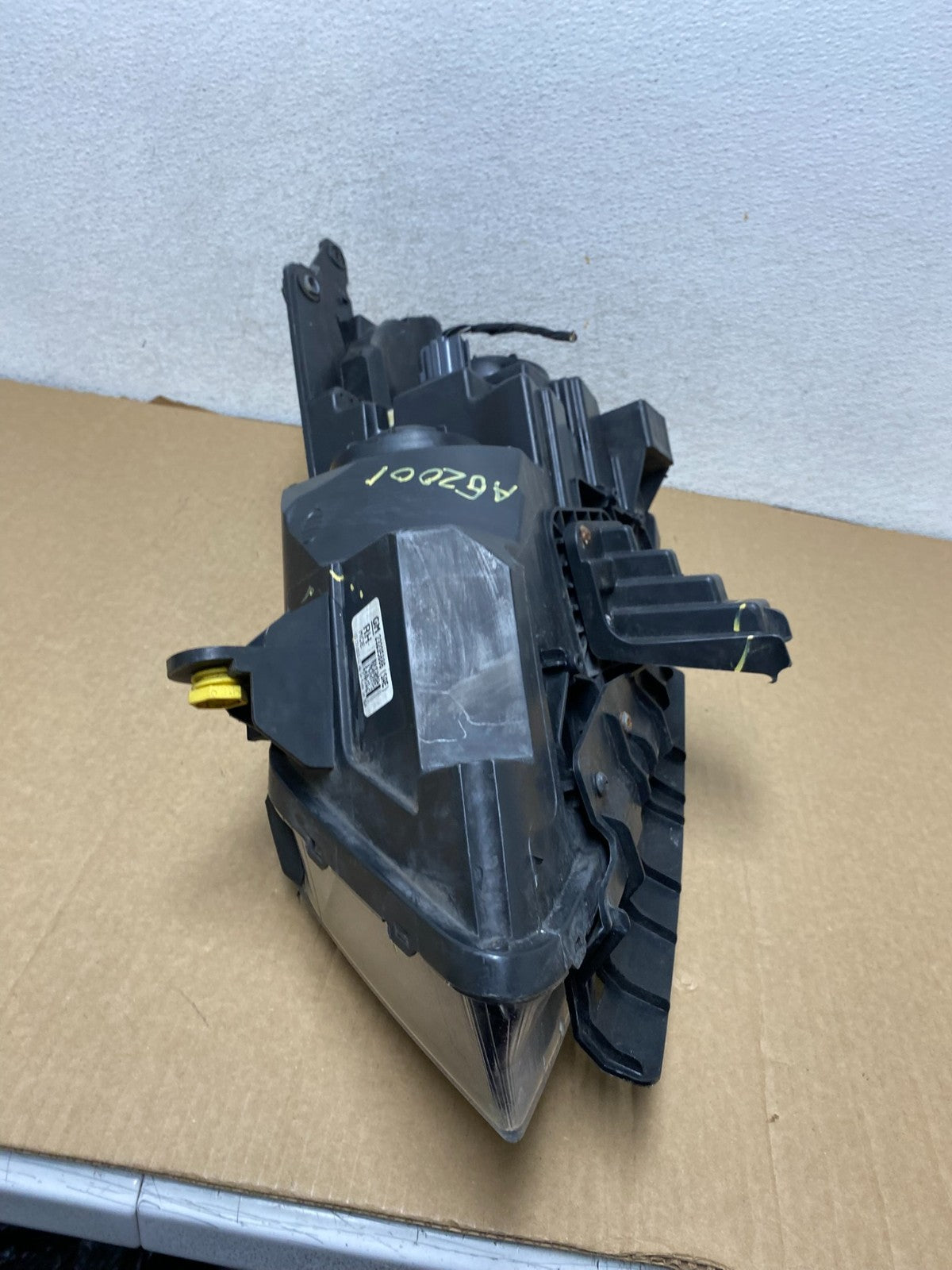 2013-2017 Chevrolet Traverse Right Passenger Side Halogen Headlight AG2001 DW11