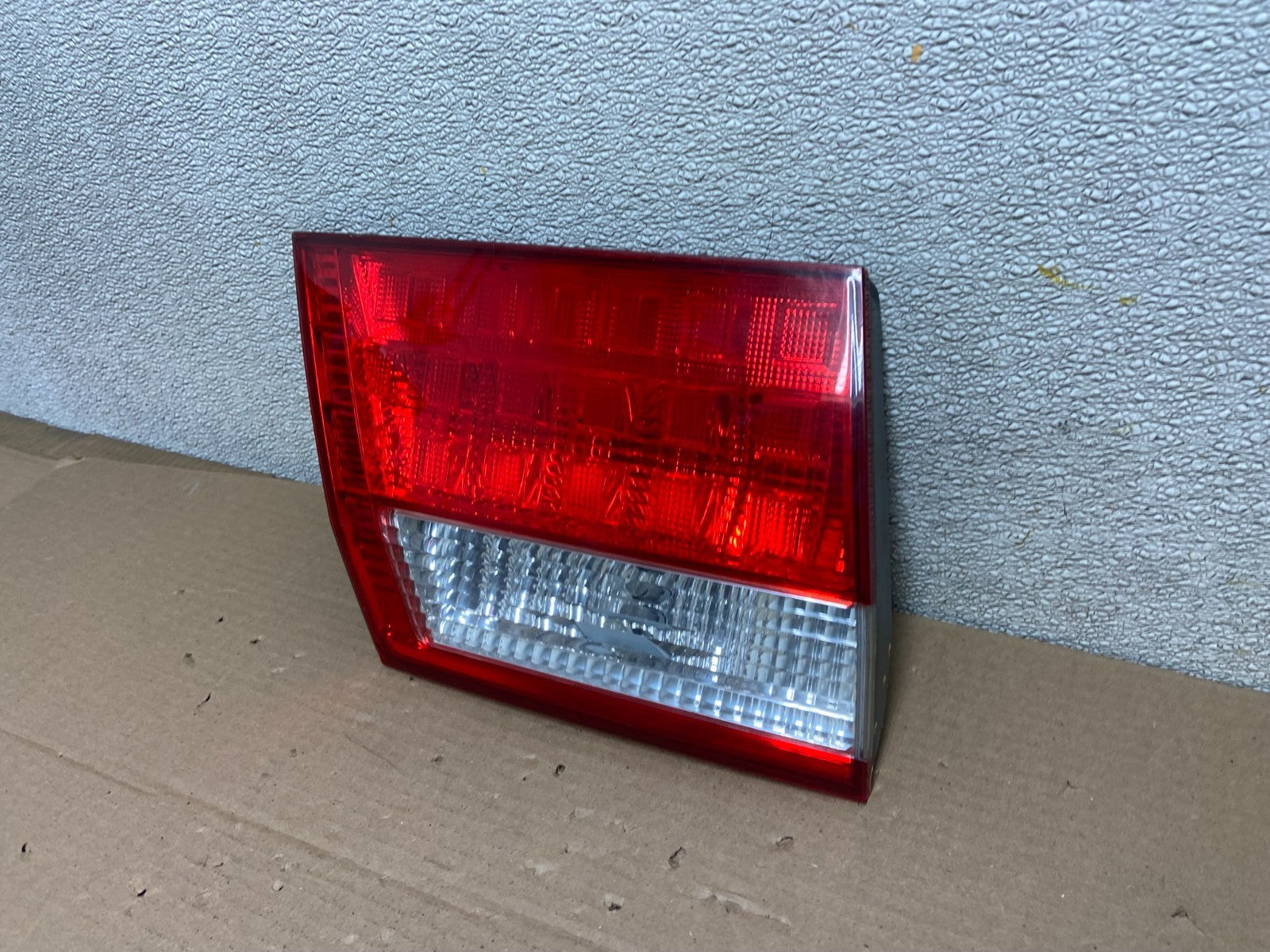 2005 2006 2007 Honda Odyssey Inner Left Driver Lh Tail Light AB1338 LK1