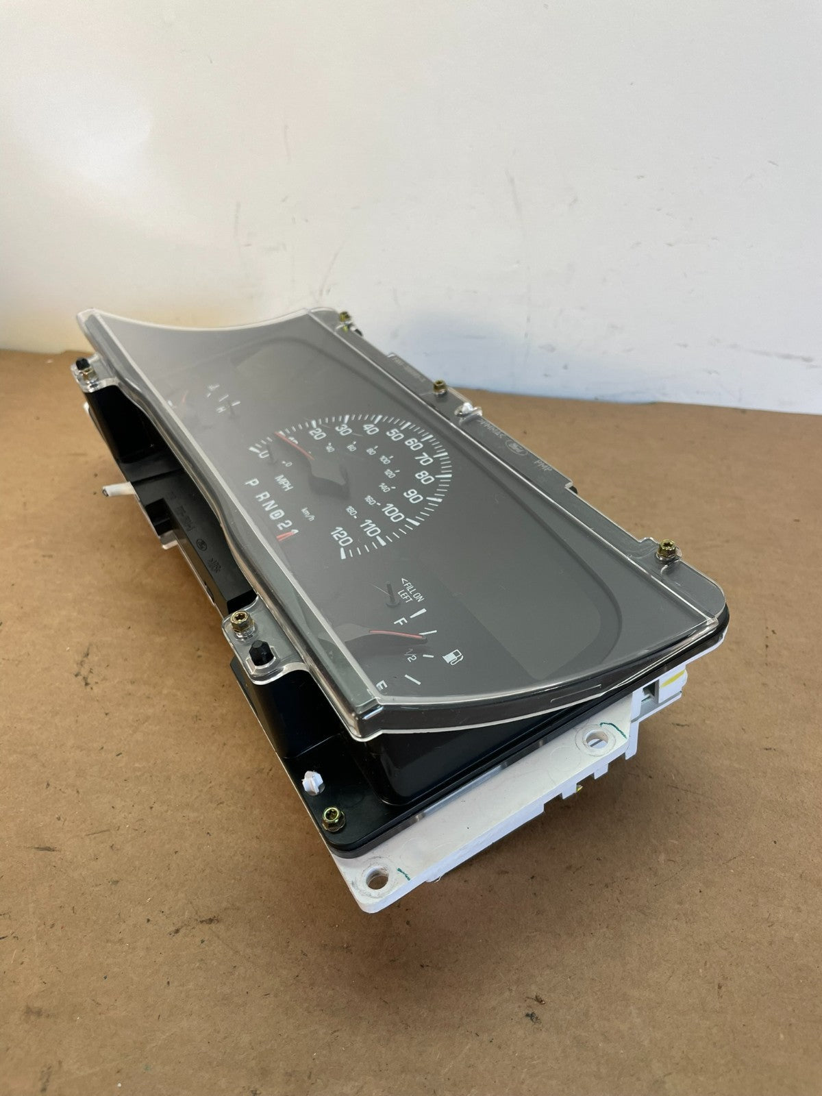 2000 to 2001 Lincoln Town Car Speedometer Gauge Cluster AG0746 DG2