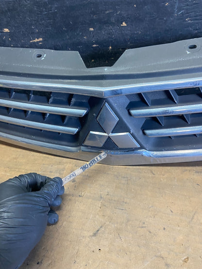2006 to 2007 Mitsubishi Lancer Front Grille Grill Oem R0257 DG7