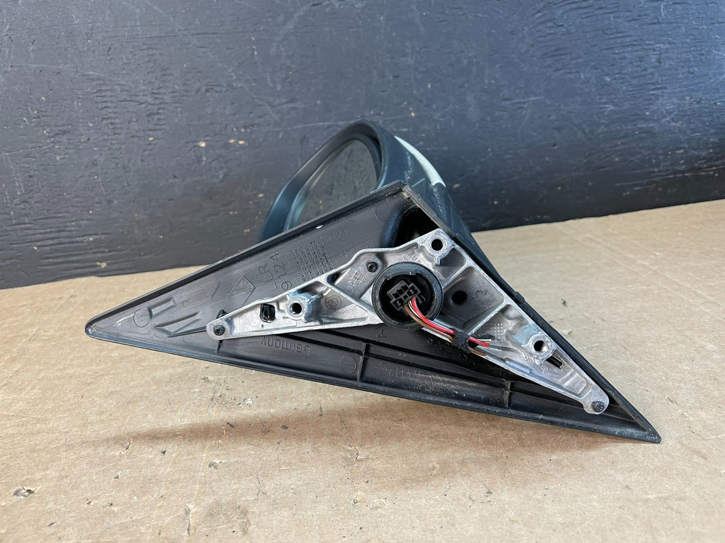 2009 to 2011 BMW 328i 335i Right Passenger Side View Door Mirror AE8555 DW4
