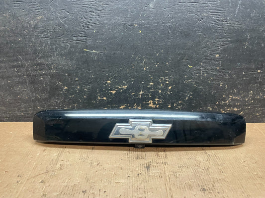 2007 to 2014 Suburban Tahoe Yukon License Plate Cover Trim W/ Camera Z5983 DG0