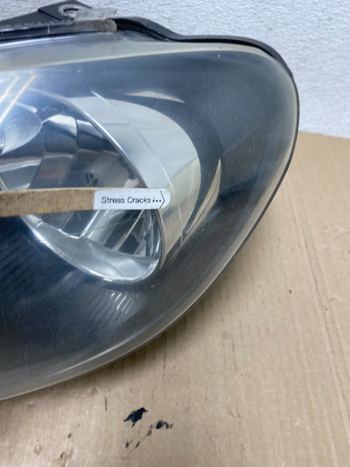 2010-2014 Volkswagen Golf MK6 GTI Left Driver LH Halogen Headlight AF5884 DW3