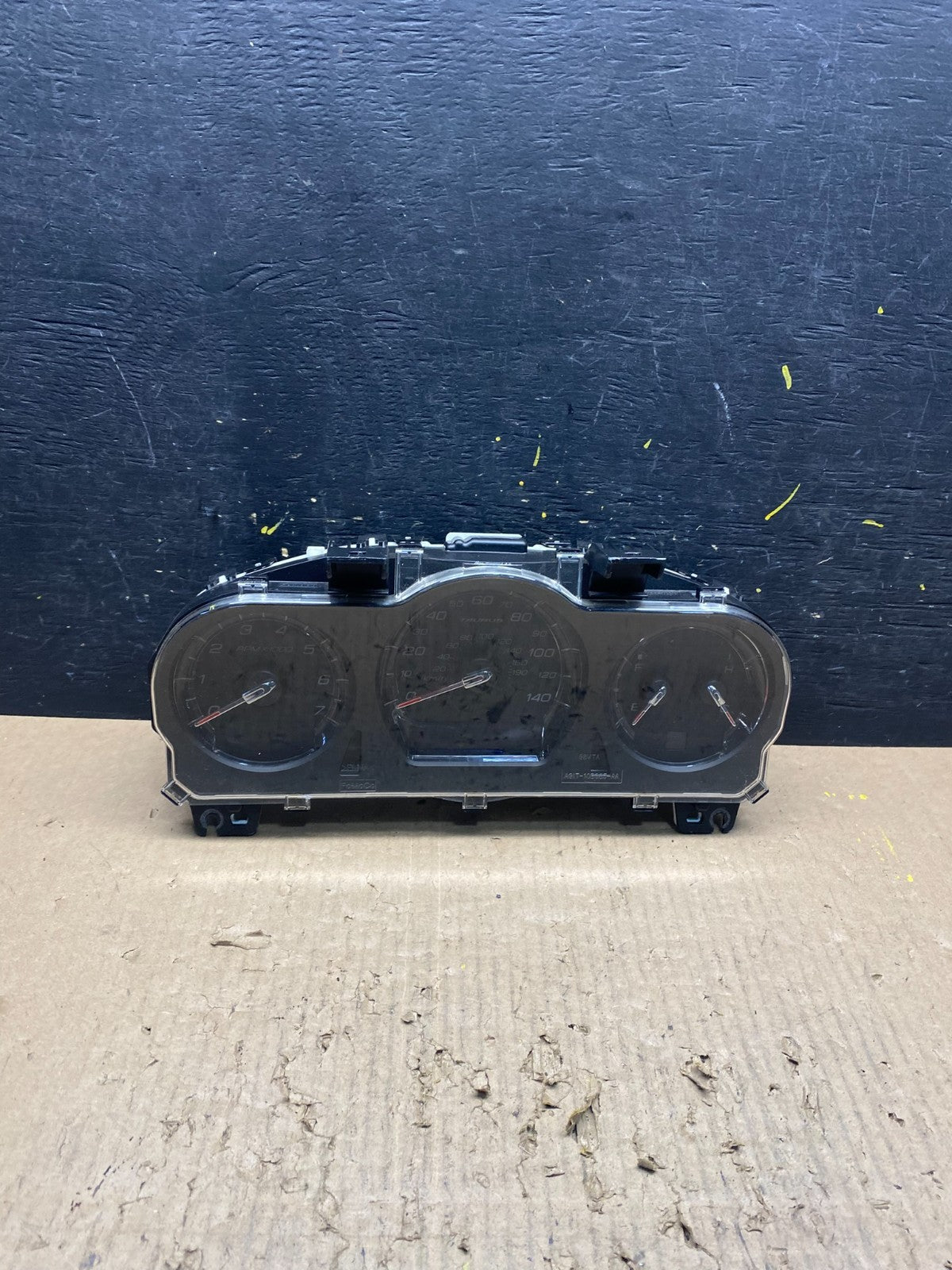 2010 - 2012 Ford Taurus Dash Speedometer Gauge Cluster Bezel Trim OEM T1821 DG0