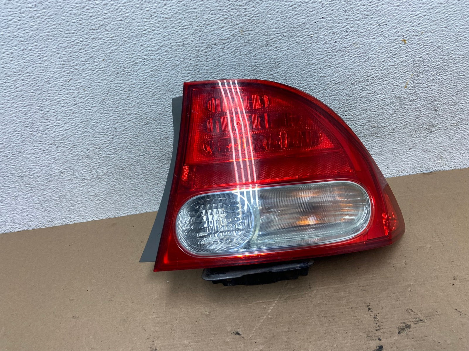 2009 2010 2011 Honda Civic Right Passenger Side Tail Light AF4551 LK0