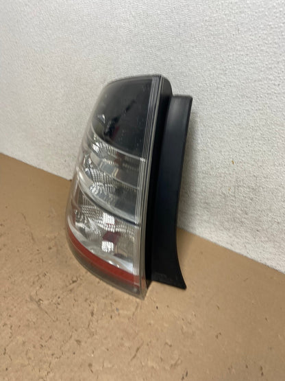 2004 2005 Toyota Prius Tail Light Left Driver Lh Side AG4476 LK1