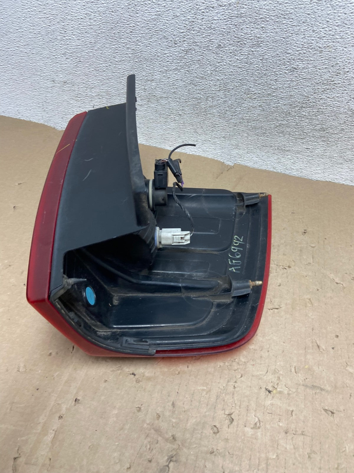 2007 - 2012 Ford Expedition Right Passenger Rh Side Tail light AG6992 LK6