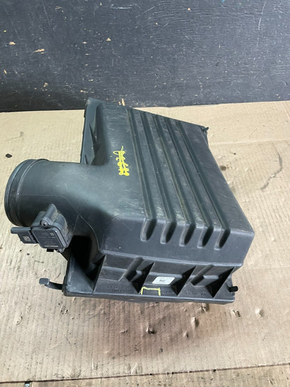 2007 to 2010 BMW X5 Air Intake Cleaner Filter Housing Box M8942 DG1