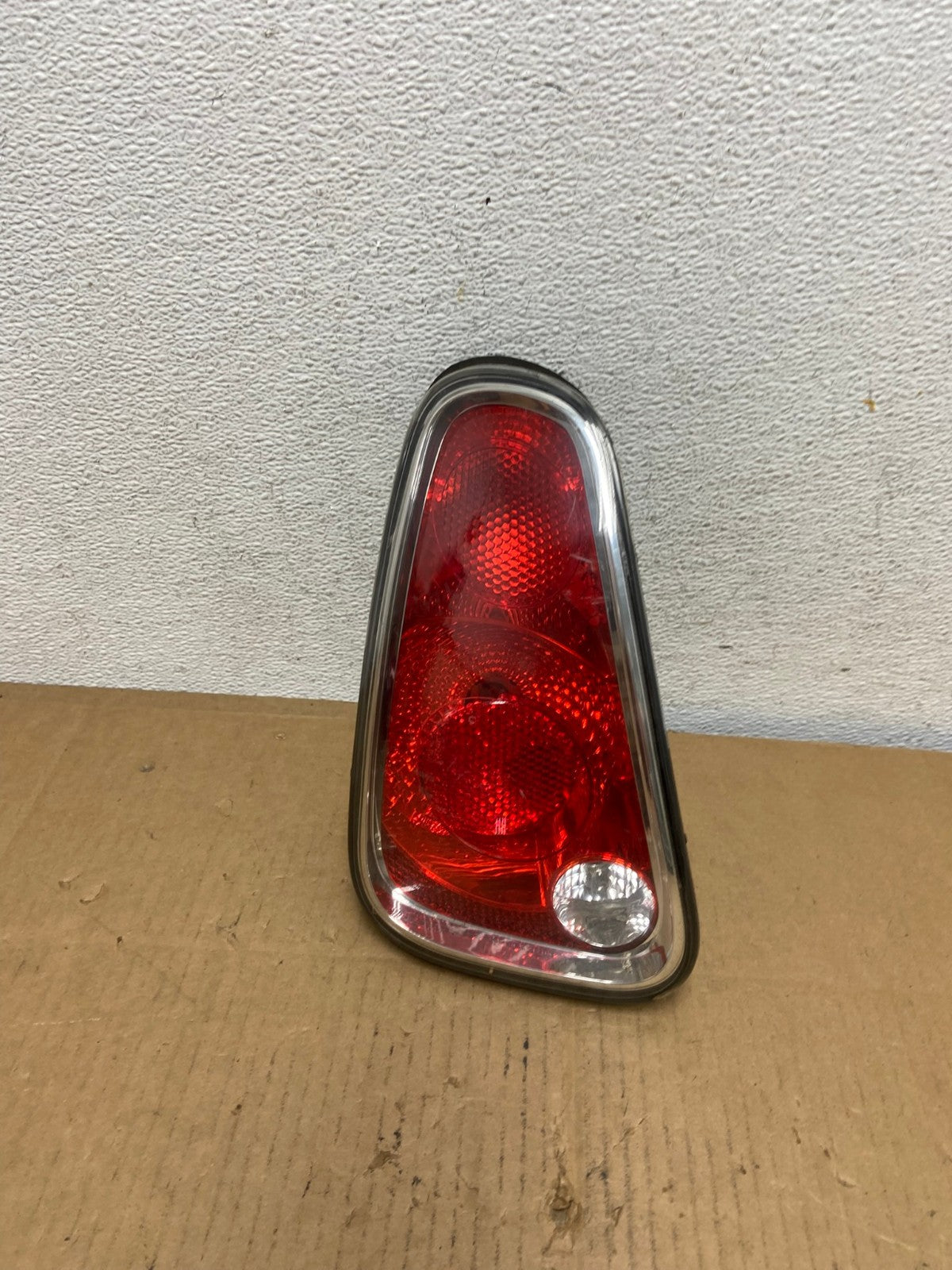 2005 to 2008 Mini Cooper S R50 R52 R53 Left Driver Lh Tail Light AD0836 LK0