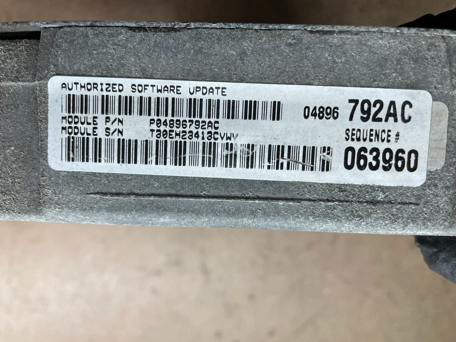 2002 Chrysler Sebring Engine Control Computer ECM p04896792ac j5194 DG2