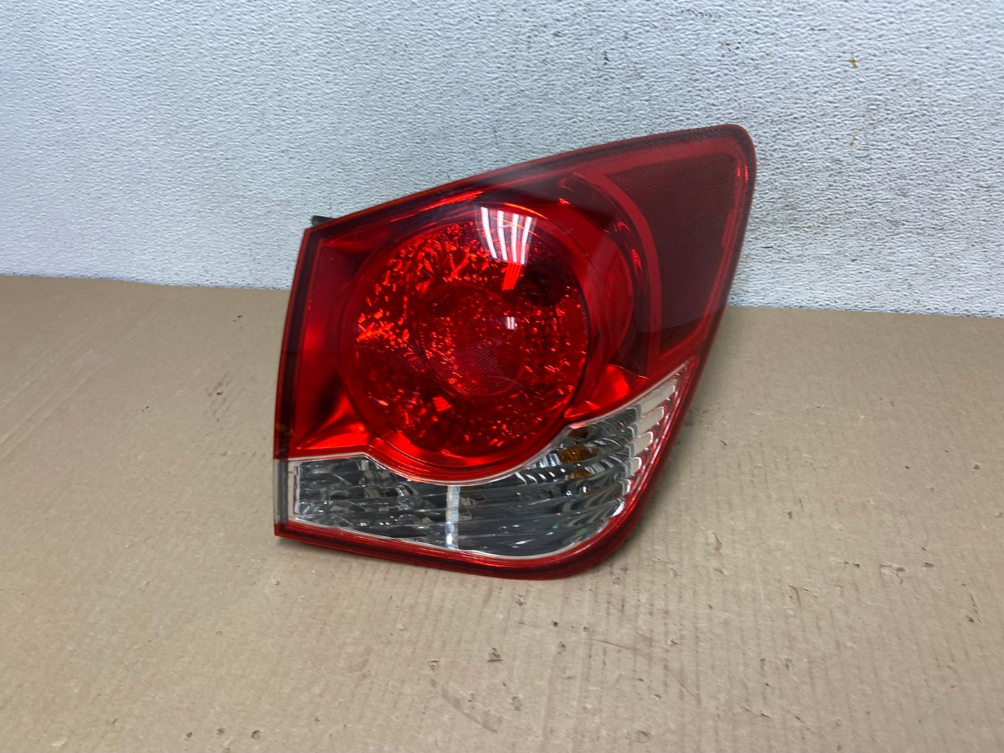 2011 2012 2013 2014 Chevrolet Cruze Right Passinger RH Side Tail Light AE9563 LK0
