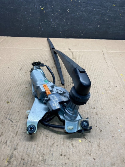 2010 to 2011 Honda Insight Rear Windshield Washer Wiper Motor R6167 DG2