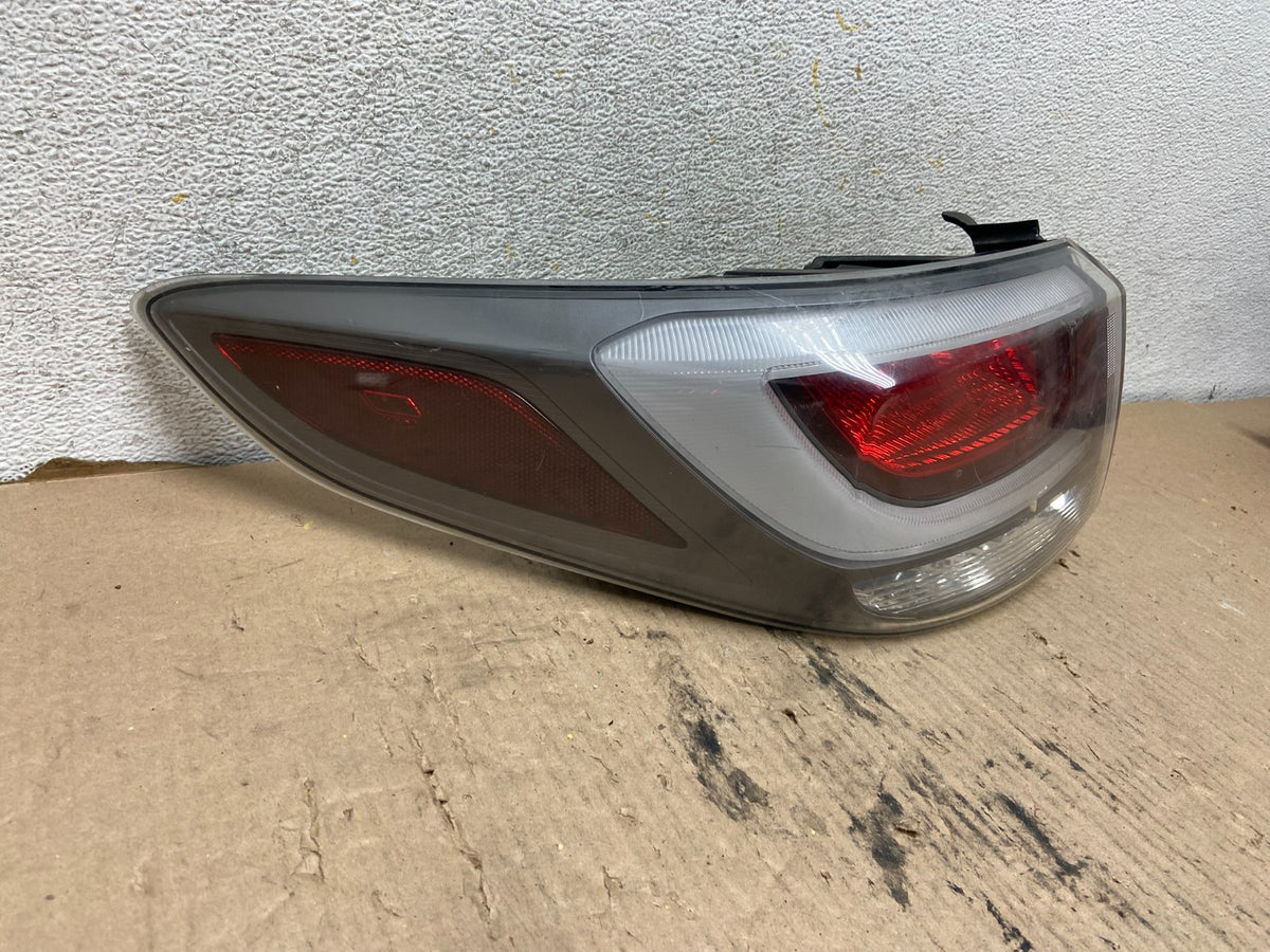 2016 2017 Hyundai Sonata Hybrid Left Driver Lh Tail Light AH2054 DG1