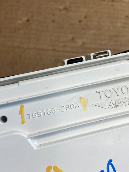 2007 2013 Toyota Tundra Sequoia Dash Speedometer Cluster Gauge AF2639 DG7