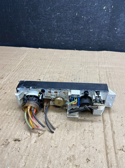 2001 - 2007 GMC Chevrolet Express 1500 Climate Control A/C ae2000 DG3