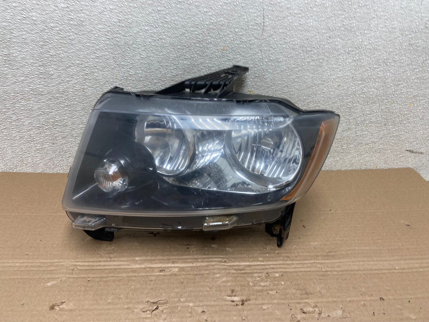 2011 to 2013 Jeep Grand Cherokee Halogen Left Driver Lh Headlight Oem AB1100 DW0