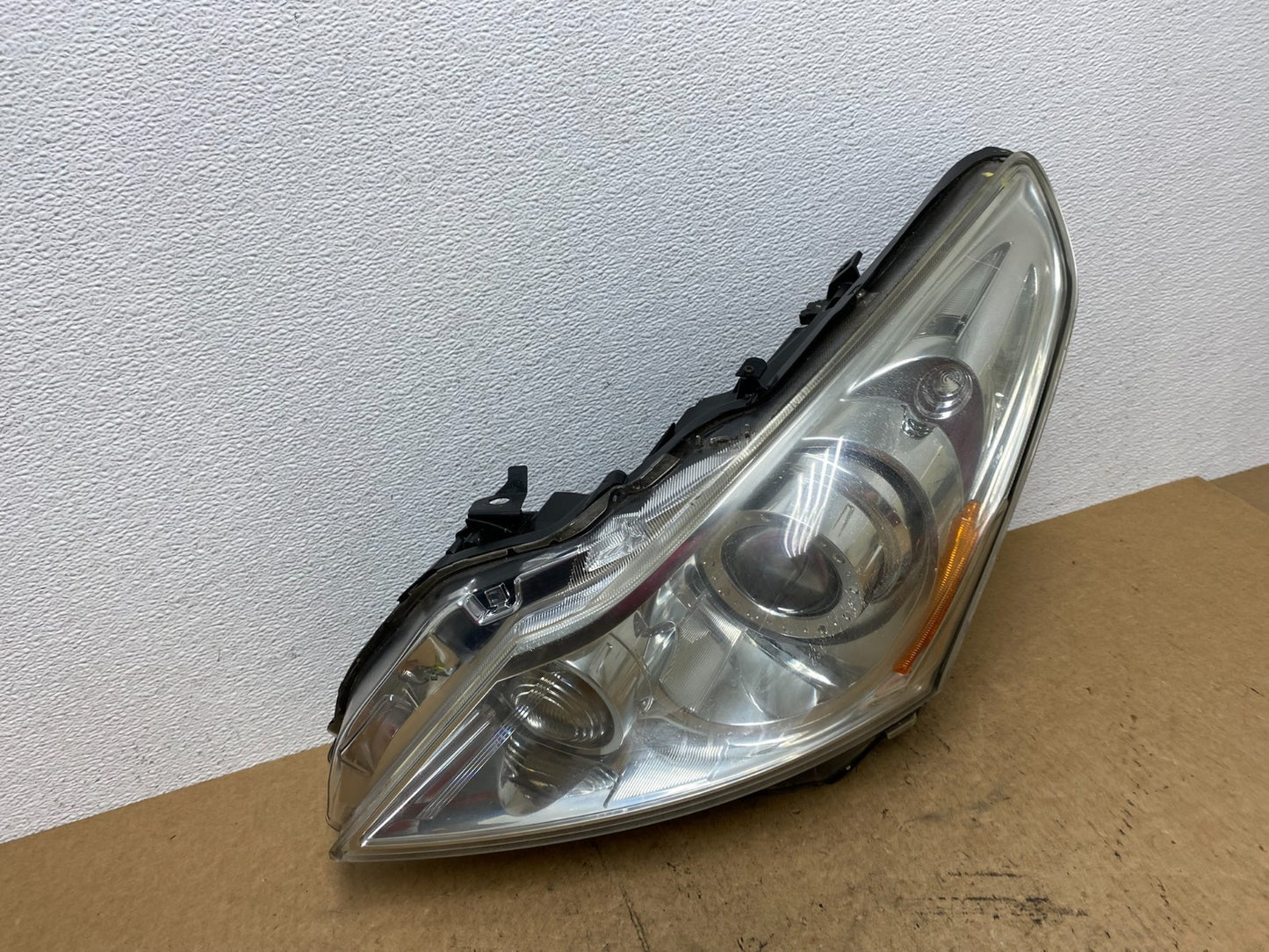 Sedan 4Door 2010 to 2013 Infiniti G37 Left Driver Headlight Xenon Oem AC3629 DW2