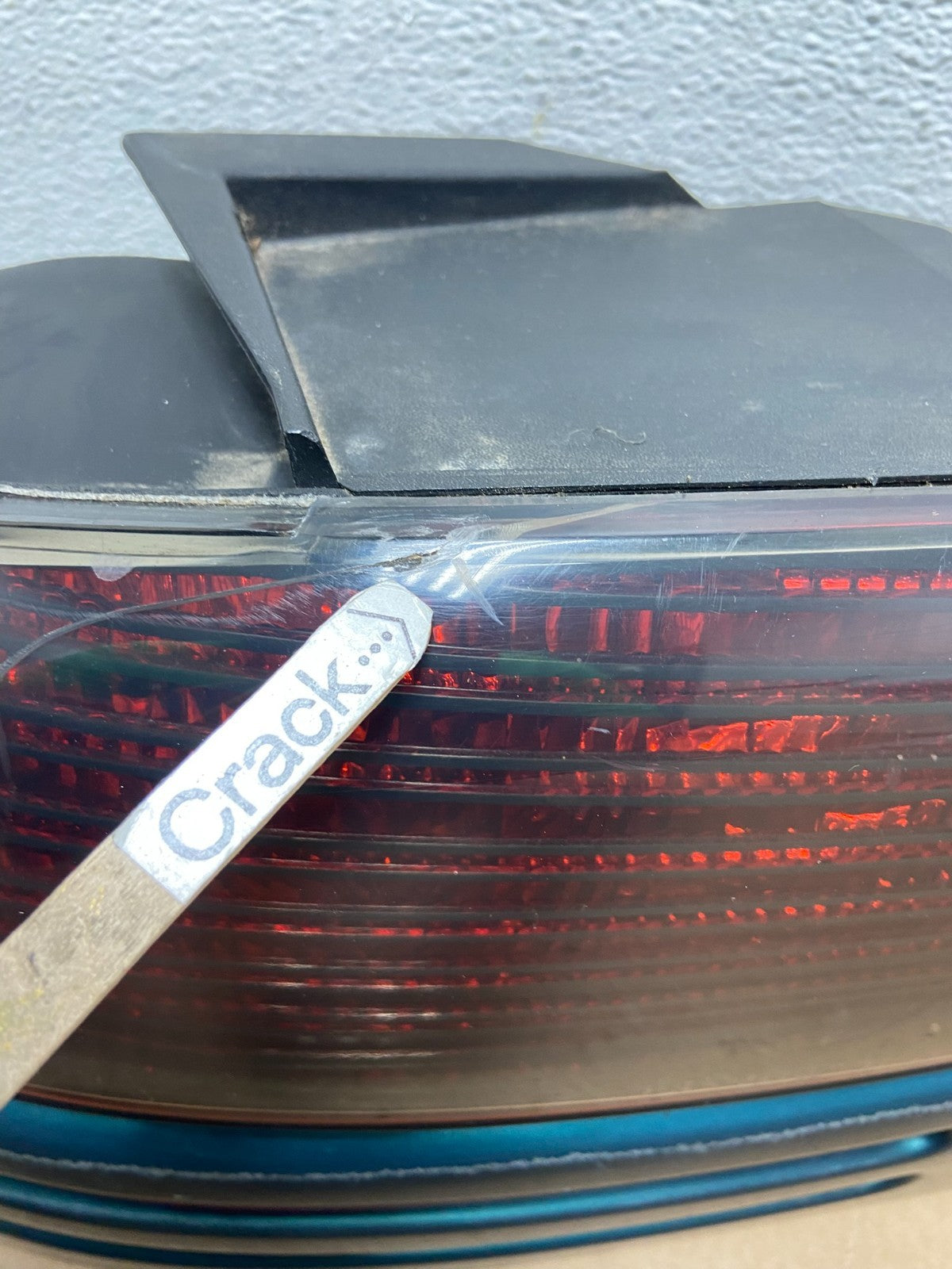 1998 to 2004 Dodge Intrepid Left+Right Set Side Tail Light AD6429 DG5