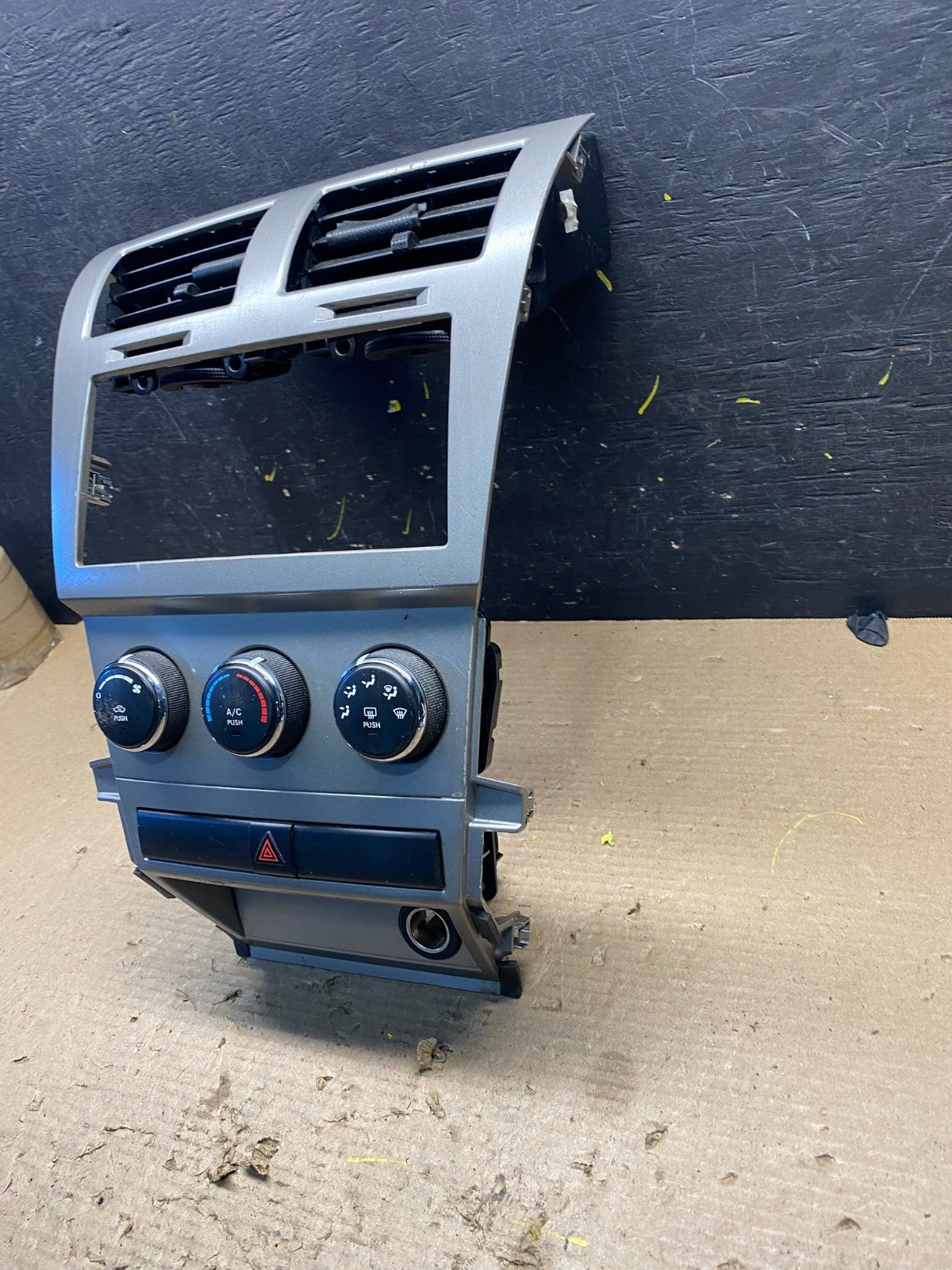 2010-2014 Dodge Avenger Dash Radio Center Bezel Climate Dash s8851 DG1