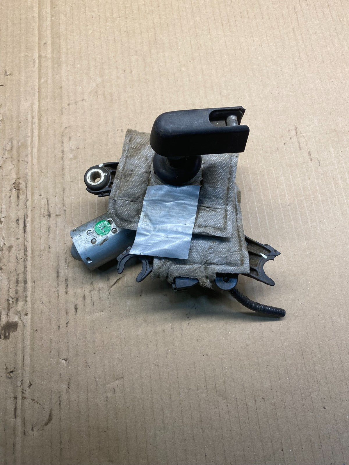 2013-2016 Nissan Pathfinder Back Door Rear Wiper Motor Wiper Blade AC0907 DG0