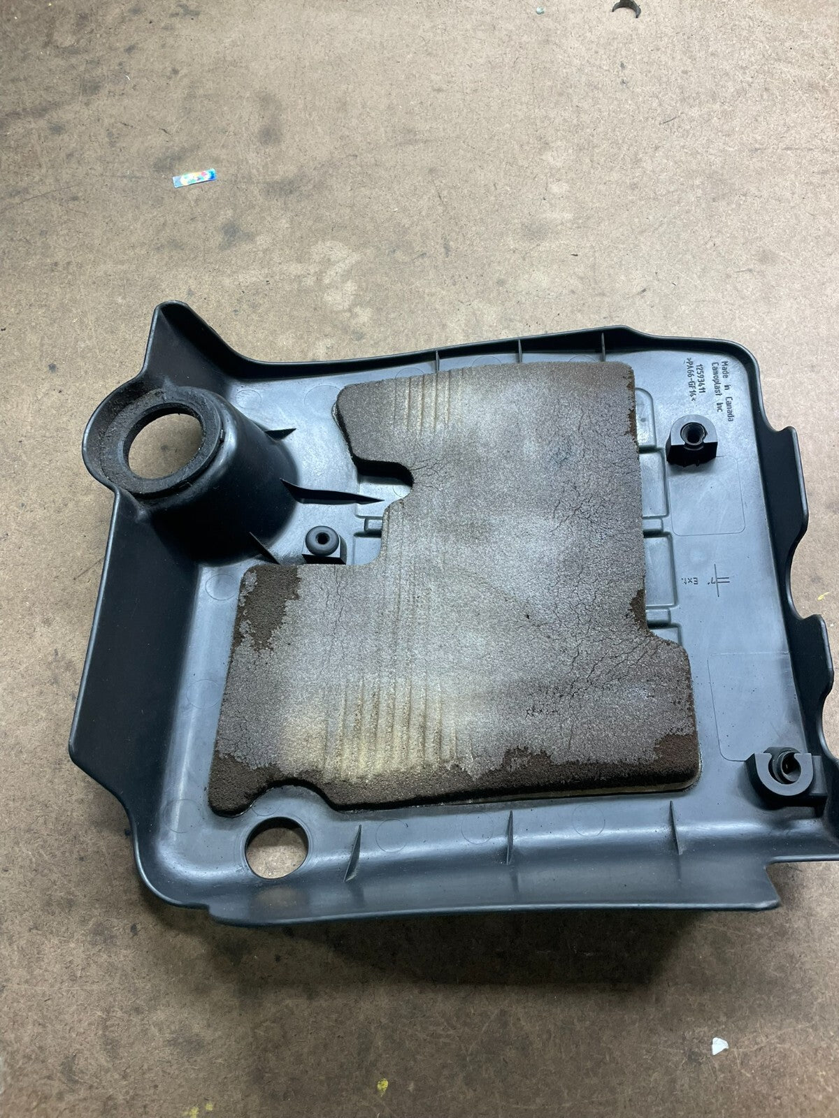 2005 to 2006 Chevrolet Malibu 3.5L Engine Cover Plastic Motor Shield M5305 DG7