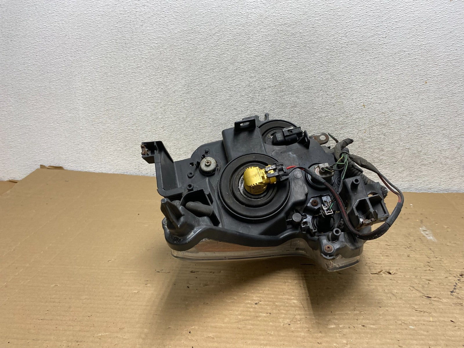 Halogen 2009 to 2014 Nissan Maxima Left Driver LH Side Headlight AG9120 DW11