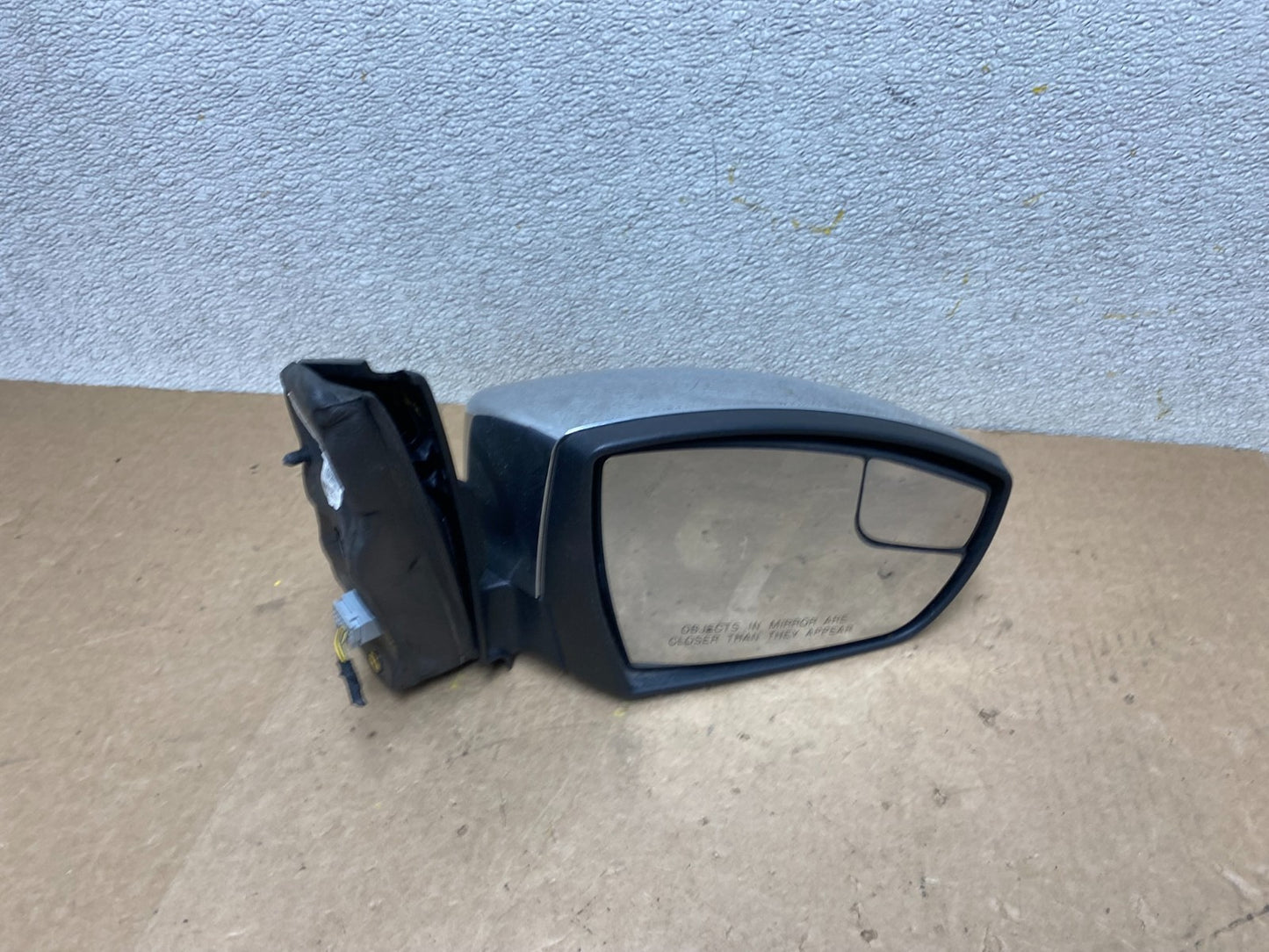 2013 - 2016 Ford Escape Right Passenger RH Power Door Mirror Oem W8704 DW4