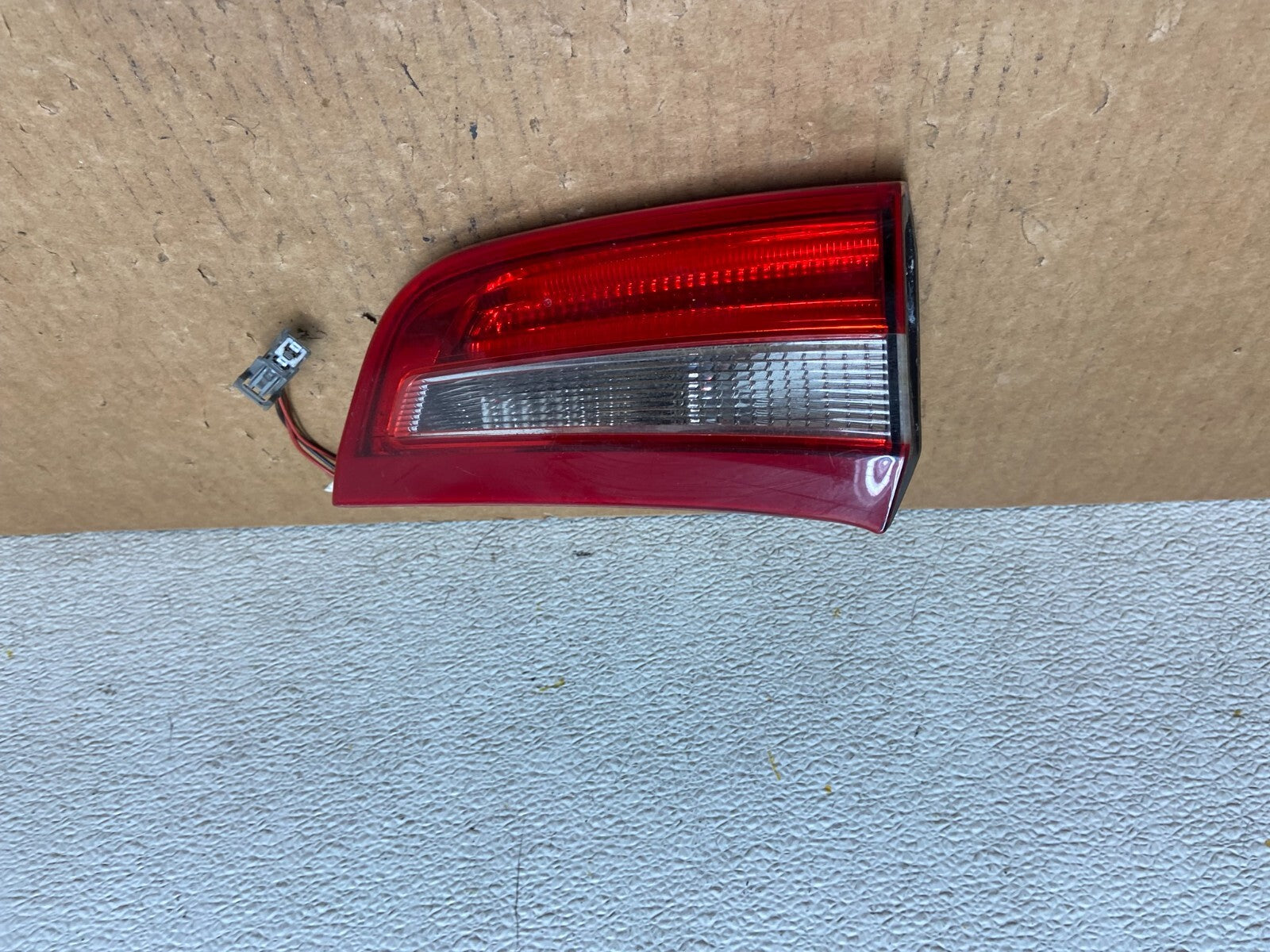 2011 to 2017 Volvo S60 Right Passenger RH Side Inner Tail Light I0799 KC0