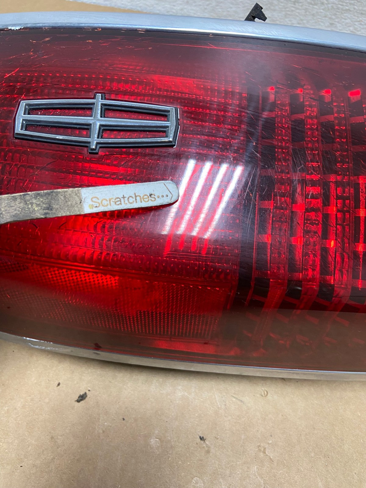 1990 to 1994 Lincoln Town Car Left Driver Side Tail Light AI2587 LK3