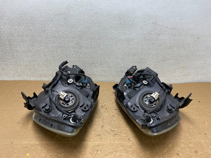 2005 2006 2007 Honda Odyssey Left+Right Set Halogen Headlights V6255 DW13