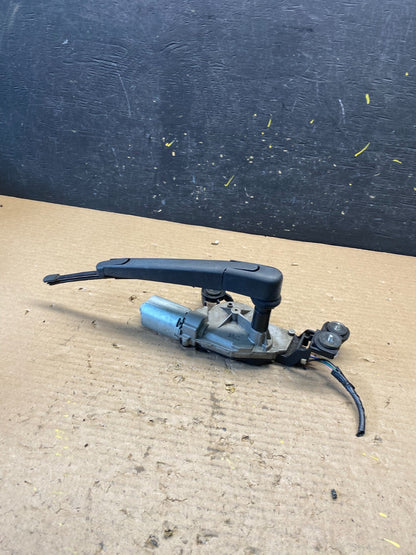 2012 - 2017 Hyundai Veloster Rear Glass Windshield Wiper Motor S3126 DG4