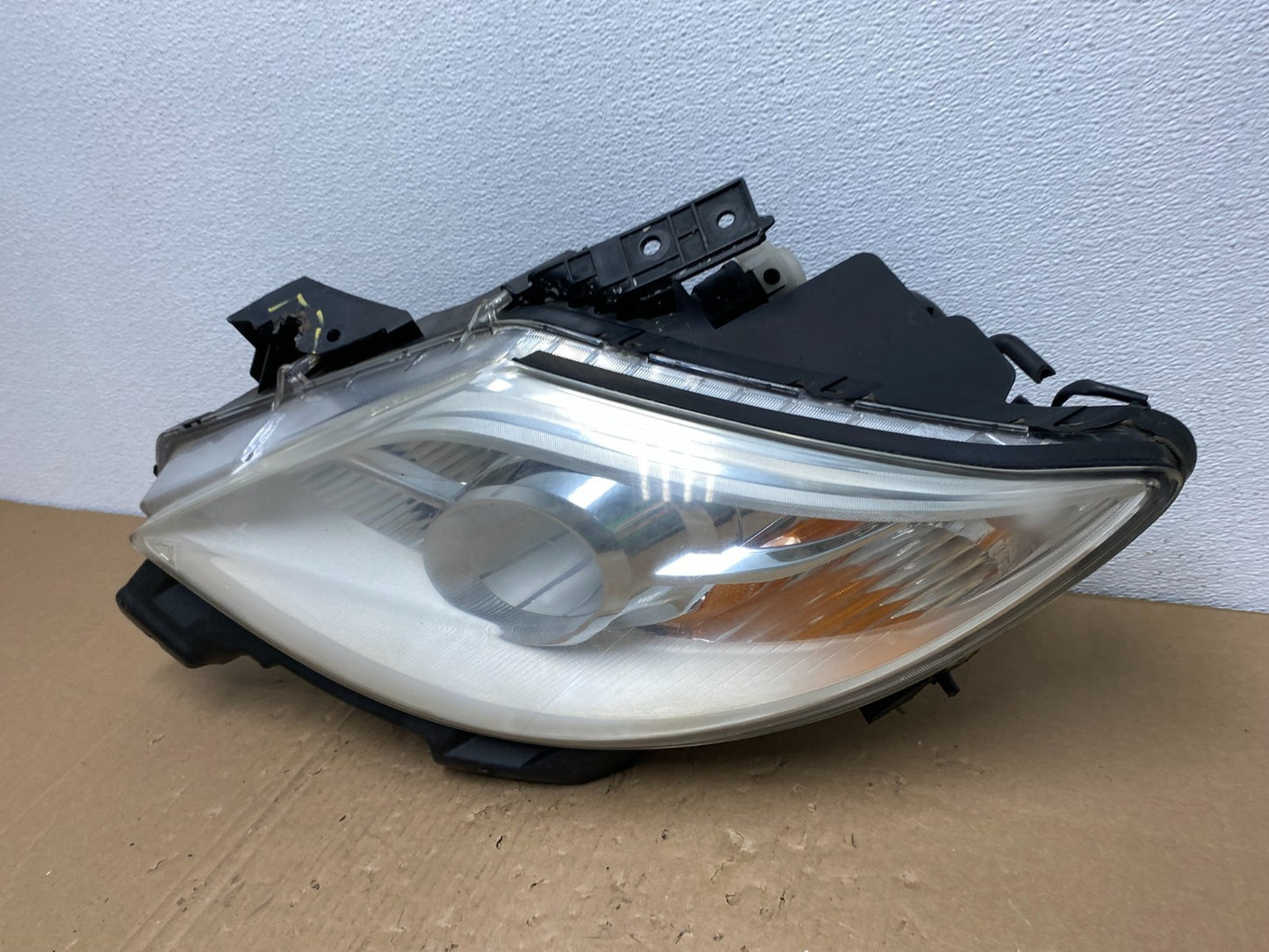 2010 - 2012 Mazda Cx9 Cx-9 Left Driver LH Headlight Halogen Oem AB6873 DW1