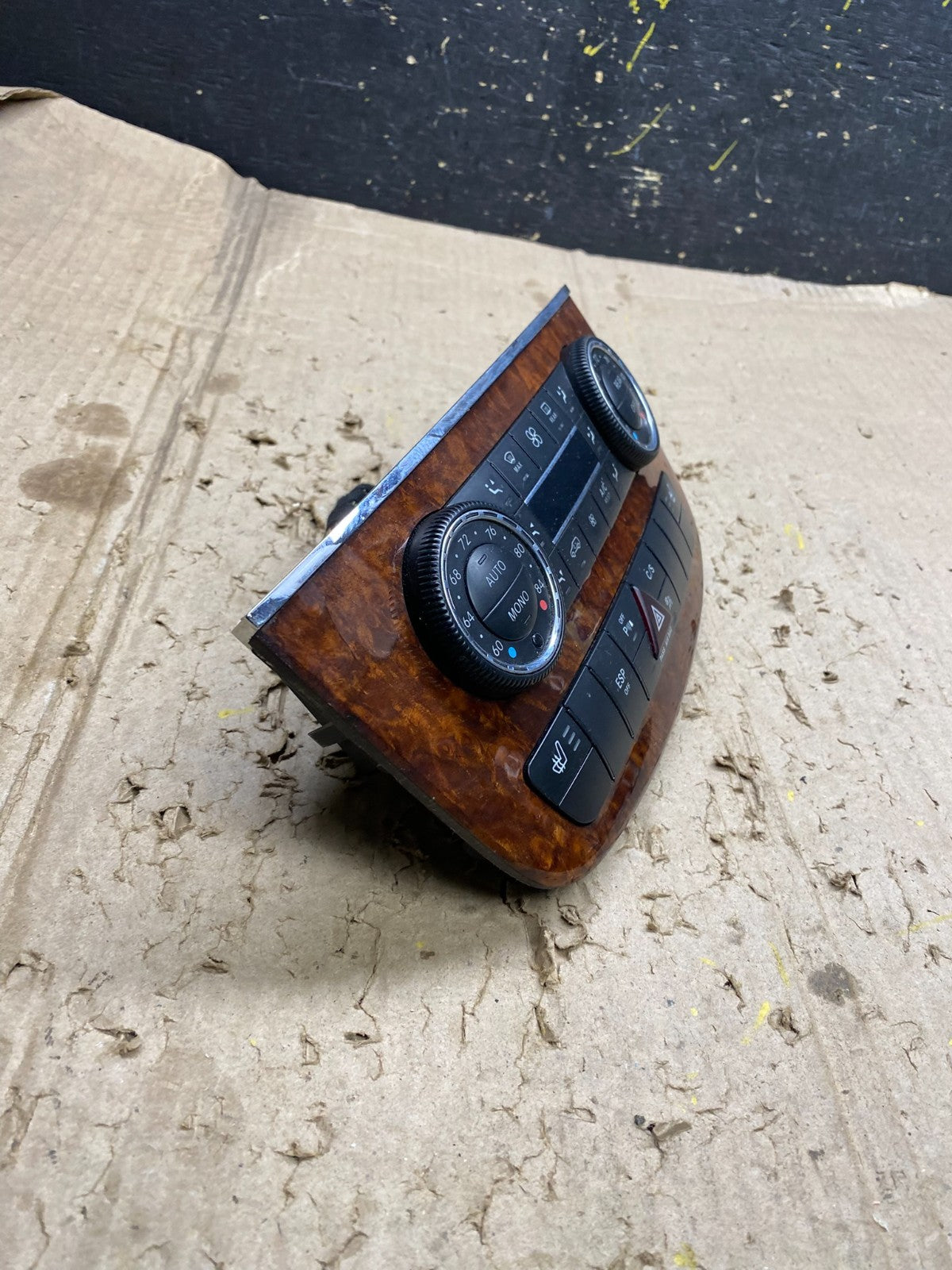 2006 to 2008 Mercedes W251 R350 AC Temp Heater Climate Control OEM x6303 DG1