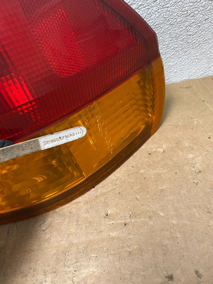 2002 2003 2004 Honda Odyssey Left+Right Side Tail Lights V8043 DW4