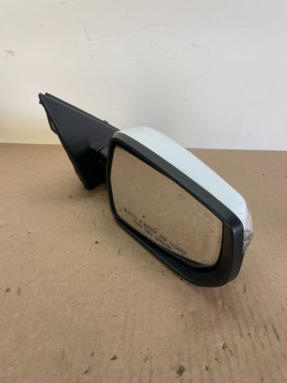 2016 to 2018 Chevrolet Malibu Right Passenger Turn Signal Door Mirror AG2547 MS2