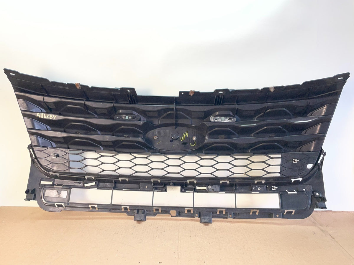 2016 to 2017 Ford Explorer POLICE INTERCEPTOR Front Grill Grille AH6387 PS3